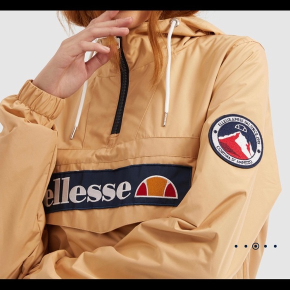 UK 12 NEW WITH TAGS WOMEN’S ELLESSE HERITAGE PADDED JACKET NAVY